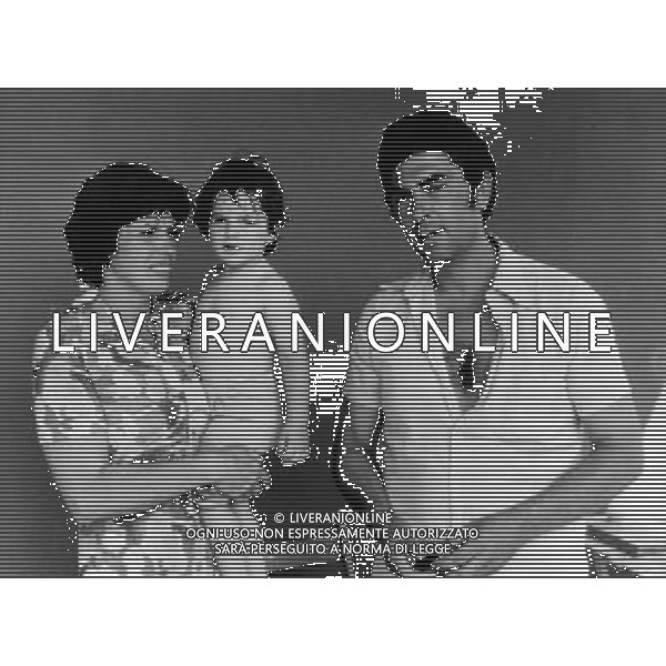 Alfredino Rampi caduto in un pozzo artesiano nelle campagna di vermicino (Frascati) il 10/06/1981 nella foto i Genitori: la madre francesca, il padre Ferdinando con il figlio minore Riccardo ph archivio giovanni liverani/ag. Aldo Liverani