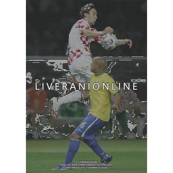 Berlino (ger) 13-06-2006 World Cup Germany 2006 brasile-croazia 1 : 0 nella foto srna e roberto carlos ph marco luzzani/ag aldo liverani s.a.s.