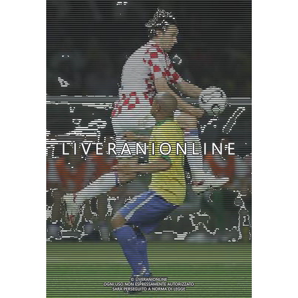 Berlino (ger) 13-06-2006 World Cup Germany 2006 brasile-croazia 1 : 0 nella foto srna e roberto carlos ph marco luzzani/ag aldo liverani s.a.s.