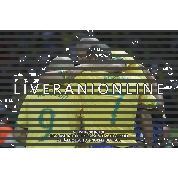 Berlino (ger) 13-06-2006 World Cup Germany 2006 brasile-croazia 1 : 0 nella foto kaka esulta con i compagni dopo il gol ph marco luzzani/ag aldo liverani s.a.s.