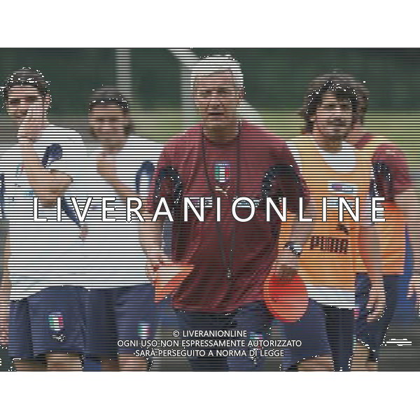 Duisburg 14 giugno 2006 Allenamento della nazionale italiana presso il centro sportivo MSV Duisburg nella foto: Lippi Marcello foto Andry / Ag. Aldo Liverani