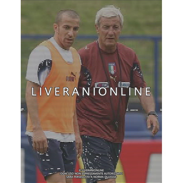Duisburg 14 giugno 2006 Allenamento della nazionale italiana presso il centro sportivo MSV Duisburg nella foto: Lippi Marcello e Del Piero Alessandro foto Andry / Ag. Aldo Liverani
