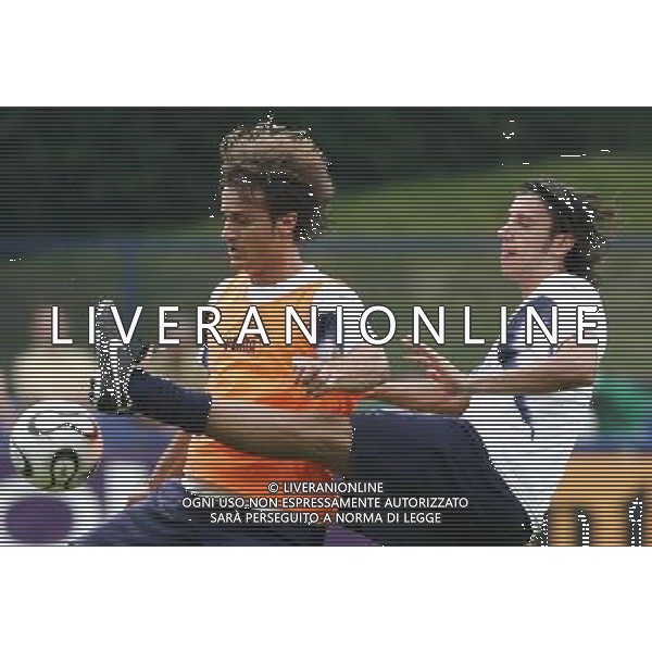 Duisburg 14 giugno 2006 Allenamento della nazionale italiana presso il centro sportivo MSV Duisburg nella foto: Gilardino Alberto e Zaccardo Cristian foto Andry / Ag. Aldo Liverani