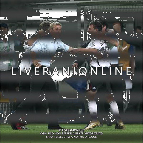 Germani - Polonia Mondiali Germania FIFA World Cup 14/06/2006 nella foto esultanza di JŸrgen KLINSMANN con SCHNEIDER copyright by firo sportphoto/Ag. Aldo Liverani Only Italy