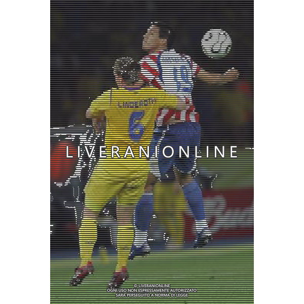 Berlino 1/06/2006 World Cup Germany 2006 svezia-paraguay nella foto dos santos e linderoth ph marco luzzani/aga aldo liverani s.a.s.