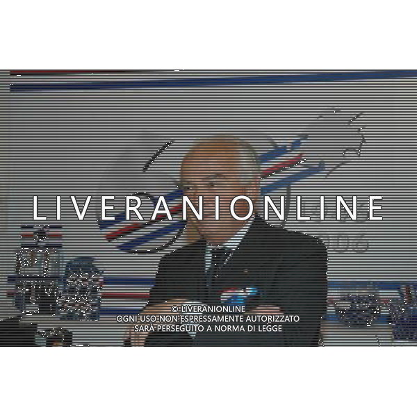 Genova, 15/06/06 Inaugurazione della mostra \'Semper uniti in gloria. I sessant\'anni della Sampdoria\' Nella foto: Il Presidente Riccardo Garrone posa davanti il cartello che celebra il sessantesimo anniversario della nascita dell\'U.C. Sampdoria p