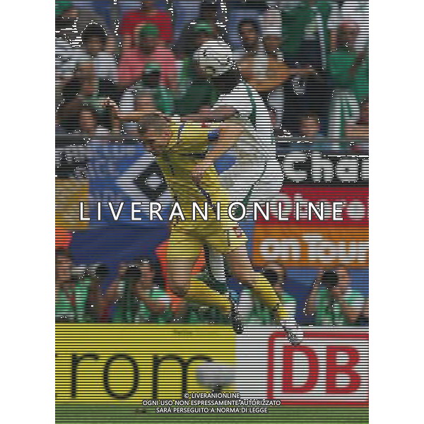 Arabia Saudita - Ucraina Mondiali Germania 19/06/2006 nella foto Andriy Shevchenko con Ahmed Dokhi copyright by firo sportphoto/ag. aldo liverani only italy