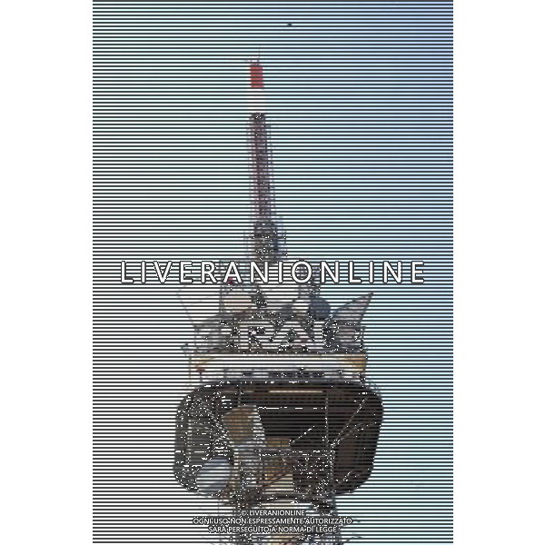 I RIPETITORI DELLA SEDE RAI DI MILANO CORSO SEMPIONE PH AGENZIA ALDO LIVERANI