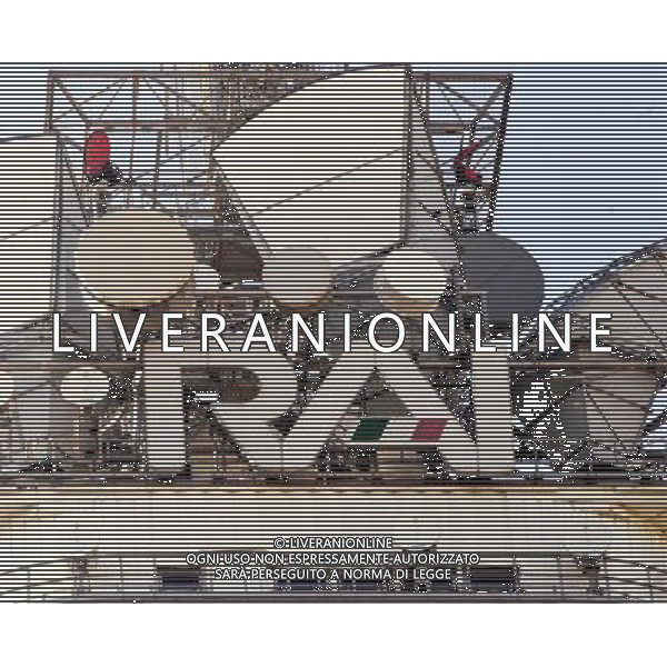 I RIPETITORI DELLA SEDE RAI DI MILANO CORSO SEMPIONE PH AGENZIA ALDO LIVERANI