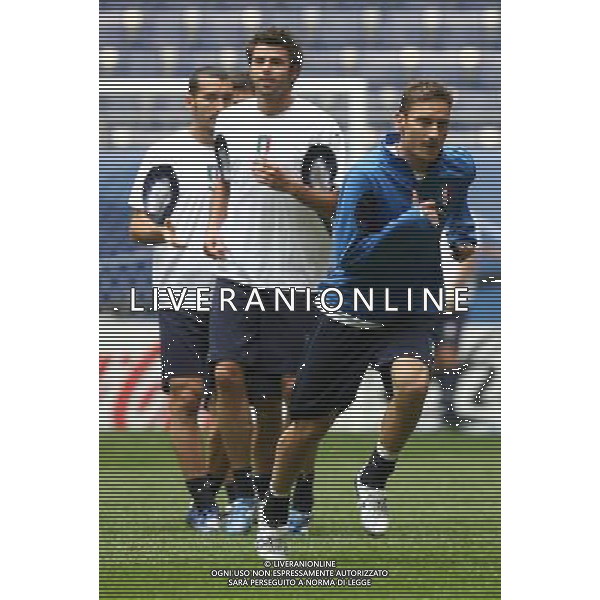 Hamburg 21 giugno 2006 Allenamento ufficiale della nazionale italiana presso il Fifa World Cup Stadium di Hamburg nella foto: Totti Francesco foto Andry / Ag. Aldo Liverani