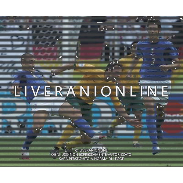 Italia - Australia mondiali Germania 26/06/2006 nella foto fabio cannavaro e neill ph luzzani/ag. aldo liverani