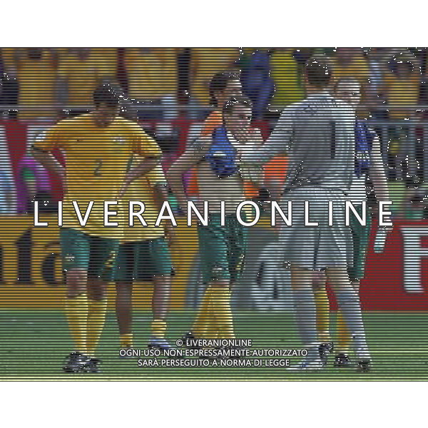 Italia - Australia mondiali Germania 26/06/2006 nella foto la delusione dei giocatori australiani a fine gara ph luzzani/ag. aldo liverani