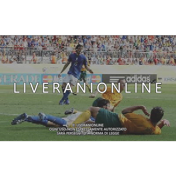 Italia - Australia mondiali Germania 26/06/2006 nella foto il fallo del rigore su fabio grosso ph luzzani/ag. aldo liverani