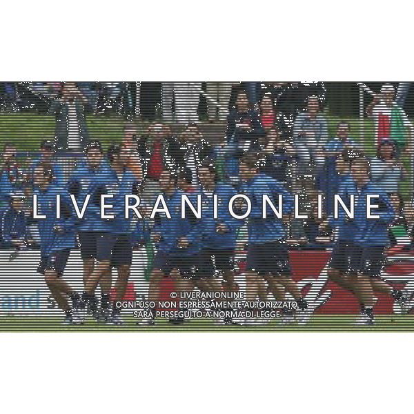 Duisburg 27 giugno 2006 Allenamento della nazionale italiana presso il centro sportivo Meiderich per la prima volta nel corso del Mondiale Germania 2006 aperto al pubblico nella foto: il gruppo in allenamento foto Andry / Ag. Aldo Liverani