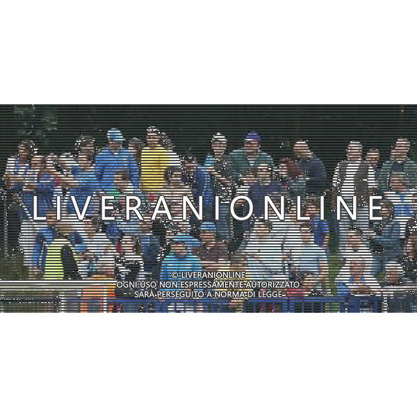 Duisburg 27 giugno 2006 Allenamento della nazionale italiana presso il centro sportivo Meiderich per la prima volta nel corso del Mondiale Germania 2006 aperto al pubblico nella foto: i tifosi foto Andry / Ag. Aldo Liverani