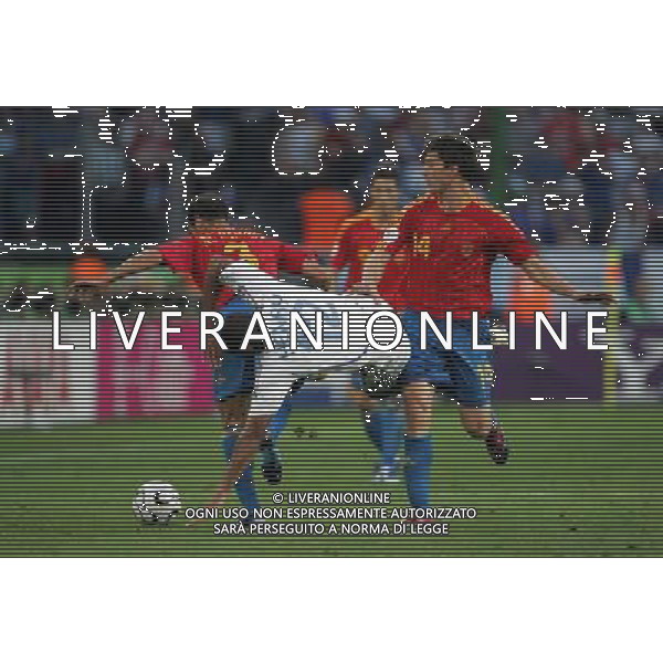 Spagna - Francia Mondiali Germania 27/06/2006 nella foto XABI ALONSO, HENRY E PERNIA ph luzzani/ag. aldo liverani