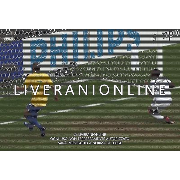 BRASILE-GHANA CAMPIONATO GERMANIA 2006 27/06/2006 NELLA FOTO GOL ADRIANO FOTOIPS-AGENZIA ALDO LIVERANI