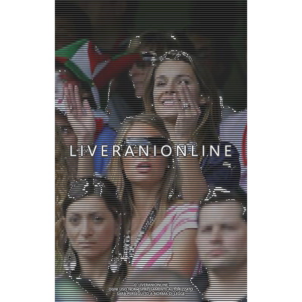 Kaiserslautern (GER) 26-06-2006 World Cup Germany 2006 italia-australia 1:0 Mondiali Germania 2006 nella foto Alena Seredova fidanzata di Buffon e Ilary Blasi moglie di Totti in tribuna ph marco luzzani/ag aldo liverani s.a.s.