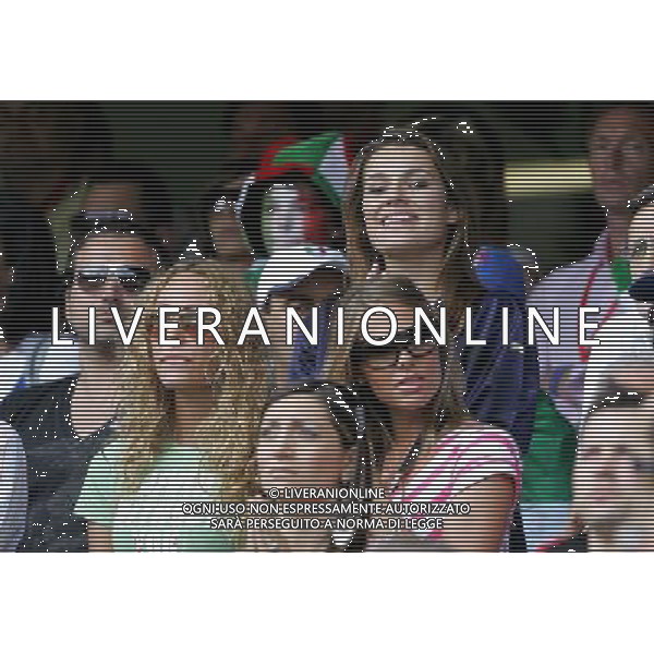 Kaiserslautern (GER) 26-06-2006 World Cup Germany 2006 italia-australia 1:0 Mondiali Germania 2006 nella foto Alena Seredova fidanzata di Buffon e Ilary Blasi moglie di Totti in tribuna ph marco luzzani/ag aldo liverani s.a.s.