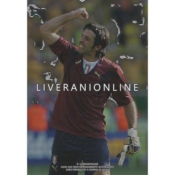 Kaiserslautern (GER) 26-06-2006 World Cup Germany 2006 italia-australia 1:0 Mondiali Germania 2006 nella foto esultanza di gianluigi buffon a fine gara ph marco luzzani/ag aldo liverani s.a.s.