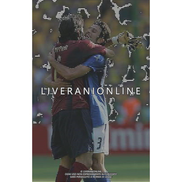 Kaiserslautern (GER) 26-06-2006 World Cup Germany 2006 italia-australia 1:0 Mondiali Germania 2006 nella foto abbraccio esultanza di gianluigi buffon e fabio grosso a fine gara ph marco luzzani/ag aldo liverani s.a.s.