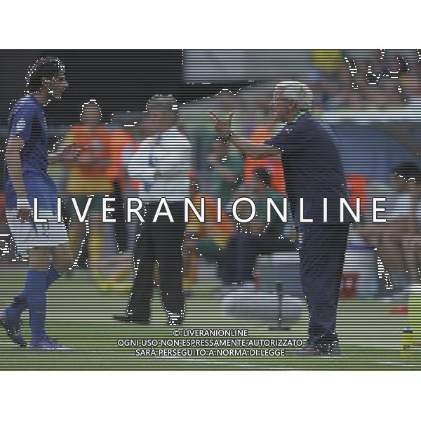 Kaiserslautern (GER) 26-06-2006 World Cup Germany 2006 italia-australia 1:0 Mondiali Germania 2006 nella foto marcello lippi con vincenzo iaquinta ph marco luzzani/ag aldo liverani s.a.s.