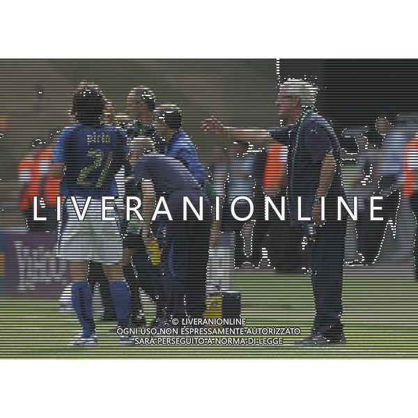 Kaiserslautern (GER) 26-06-2006 World Cup Germany 2006 italia-australia 1:0 Mondiali Germania 2006 nella foto marcello lippi con andrea pirlo ph marco luzzani/ag aldo liverani s.a.s.