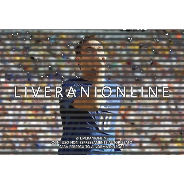 Kaiserslautern (GER) 26-06-2006 World Cup Germany 2006 italia-australia 1:0 Mondiali Germania 2006 nella foto esultanza dopo il gol di francesco totti che imita il ciucciotto ph marco luzzani/ag aldo liverani s.a.s.