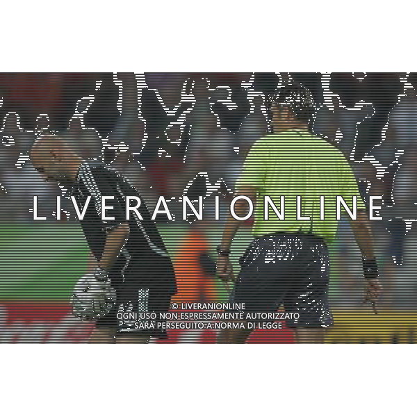 Hannover (GER) 27/06/2006 World Cup Germany 2006 Spagna-Francia nella foto rosetti e barthez Ph marco luzzani/ag aldo liverani s.a.s.