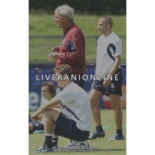 Duisburg 29 giugno 2006 Allenamento nazionale italiana presso il centro sportivo MSV Duisburg nella foto: Lippi Marcello Totti Francesco e Del Piero Alessandro foto Andry / Ag. Aldo Liverani