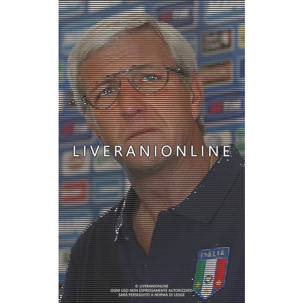 Duisburg 29 giugno 2006 Allenamento nazionale italiana presso il centro sportivo MSV Duisburg nella foto: Lippi Marcello foto Andry / Ag. Aldo Liverani