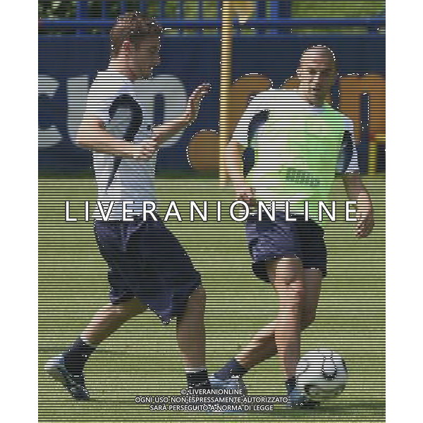 Duisburg 29 giugno 2006 Allenamento nazionale italiana presso il centro sportivo MSV Duisburg nella foto: Totti Francesco e Del Piero Alessandro foto Andry / Ag. Aldo Liverani