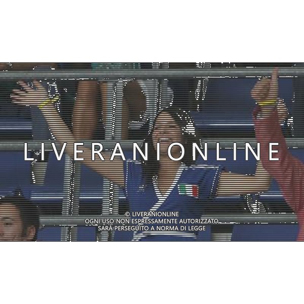 Italia - Ucraina Mondiali Germania 30/06/2006 nella foto sonia del piero saluta ph luzzani/ag. aldo liverani