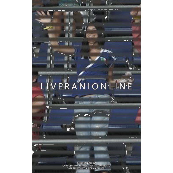 Italia - Ucraina Mondiali Germania 30/06/2006 nella foto sonia del piero saluta ph luzzani/ag. aldo liverani