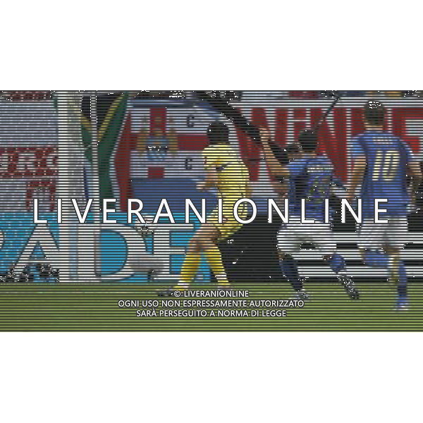 Italia - Ucraina Mondiali Germania 30/06/2006 nella foto il gol di gianluca zambrotta del 1-0 ph luzzani/ag. aldo liverani