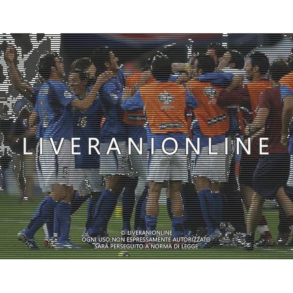 Italia - Ucraina Mondiali Germania 30/06/2006 nella foto abbracci esultanza dopo il gol di gianluca zambrotta ph luzzani/ag. aldo liverani
