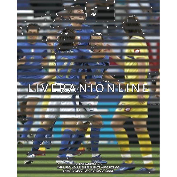 Italia - Ucraina Mondiali Germania 30/06/2006 nella foto esultanza dopo il gol di gianluca zambrotta con francesco totti e pirlo ph luzzani/ag. aldo liverani