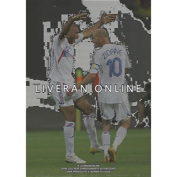 brasile - francia mondiali germania 01/07/2006 nella foto esultanza dopo il gol di thierry henry con zinedine zidane ph luzzani/ag. aldo liverani