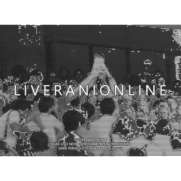 Mondiali di Calcio Spagna 1982 Italia - Germania Finale nella foto esultanza a fine gara Italia Campione del mondo Claudio Gentile con la Coppa ph archivio giovanni liverani/ag. aldo liverani