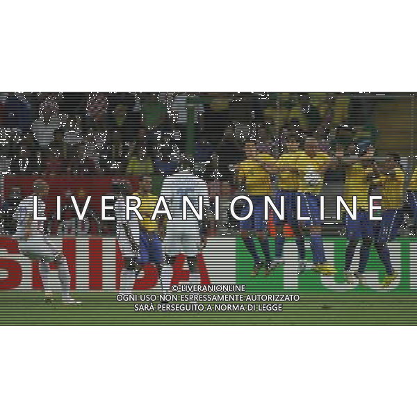 Francoforte 01-07-2006 World Cup Germany 2006 brasile-francia 0:1 nella foto punizione henry ph marco luzzani/ag aldo liverani s.a.s.