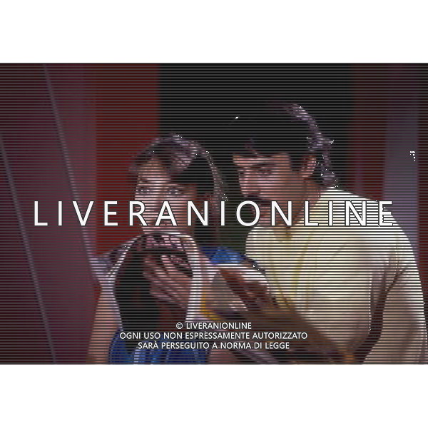 ARCHIVIO GIOVANNI LIVERANI-ALDO LIVERANI TRASMISSIONE TELEVISIVA TE LA DO IO L AMERICA NELLA FOTO MARIA ROSARIO OMAGGIO CON TEO TEOCOLI AGENZIA ALDO LIVERANI