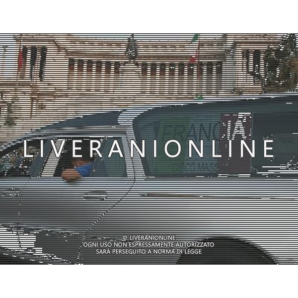 Arrivo dei giocatori Vincitori dei Campionati Mondiali Germania 2006 a Roma 10/07/2006 nella foto i festeggiamenti dei tifosi per le strade della Citta\' ph corradetti/ag. aldo liverani