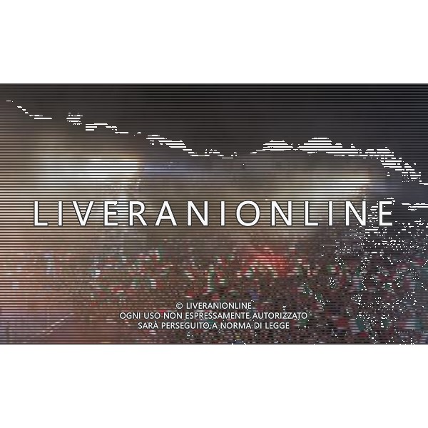 Arrivo al Circo Massimo di Roma dei giocatori della nazionale italiana vincitori dei Campionati Mondiali Germania 10/07/2006 nella foto una panoramica dei tifosi ph corradetti/ag. aldo liverani