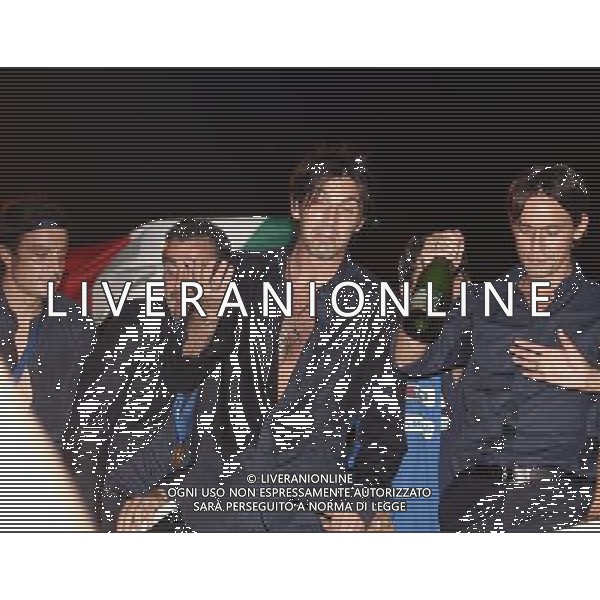 Arrivo al Circo Massimo di Roma dei giocatori della nazionale italiana vincitori dei Campionati Mondiali Germania 10/07/2006 nella foto gianluigi buffon e filippo inzaghi ph corradetti/ag. aldo liverani