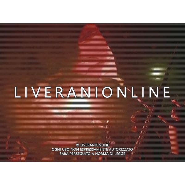 Arrivo al Circo Massimo di Roma dei giocatori della nazionale italiana vincitori dei Campionati Mondiali Germania 10/07/2006 nella foto i tifosi ph corradetti/ag. aldo liverani