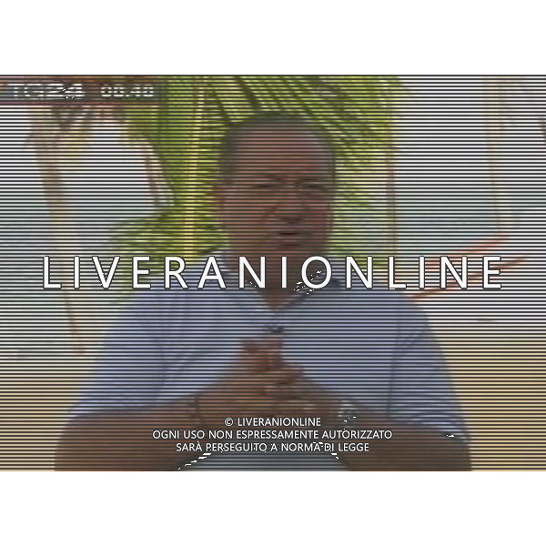 intervista di Luciano Gaucci a Bavaro nella Repubblica Dominicana 25/07/2006 obbligatorio citare la fonte televisiva ph agenzia aldo liverani