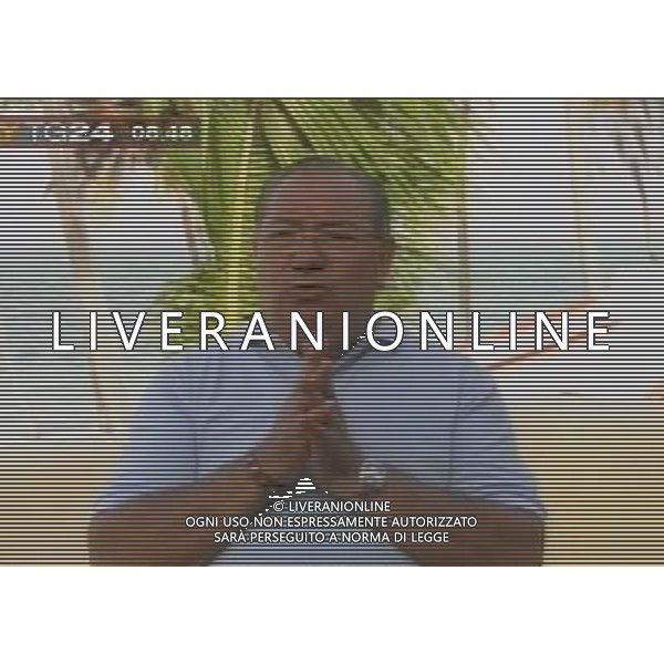 intervista di Luciano Gaucci a Bavaro nella Repubblica Dominicana 25/07/2006 obbligatorio citare la fonte televisiva ph agenzia aldo liverani