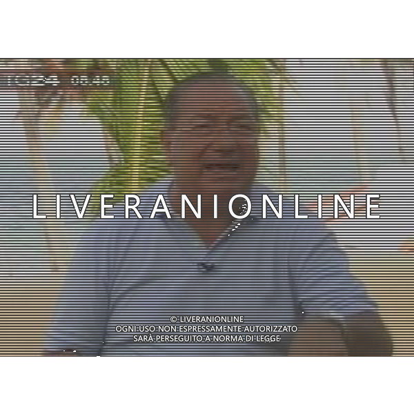 intervista di Luciano Gaucci a Bavaro nella Repubblica Dominicana 25/07/2006 obbligatorio citare la fonte televisiva ph agenzia aldo liverani