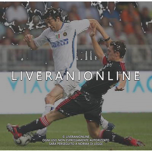 Ajax - Inter Torneo di Amsterdam 04/08/2006 nella foto santiago solari con vermaelen ph andry/ag. aldo liverani