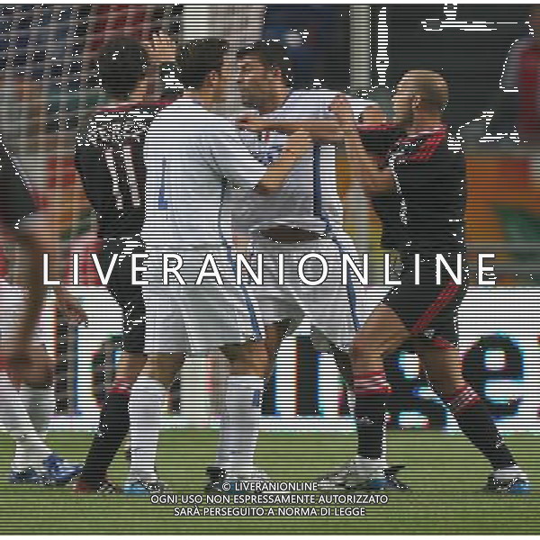 Ajax - Inter Torneo di Amsterdam 04/08/2006 nella foto la rissa tra adrian samuel e perez ph andry/ag. aldo liverani